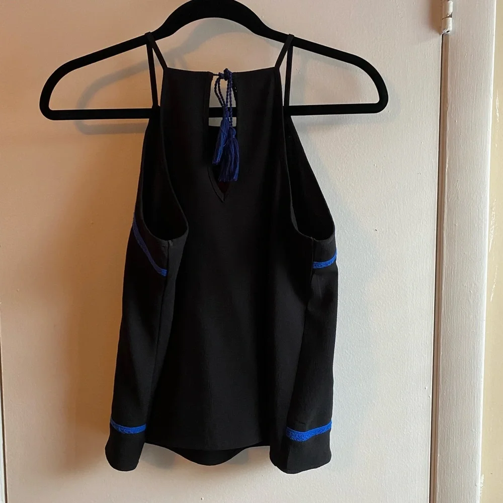 Embroidered floral high neck black tank top size small - Picture 4 of 4